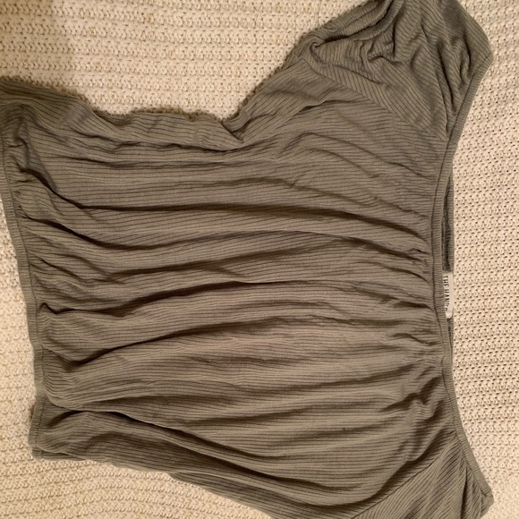 Olive Green off the shoulder shirt - Picture 2 of 2